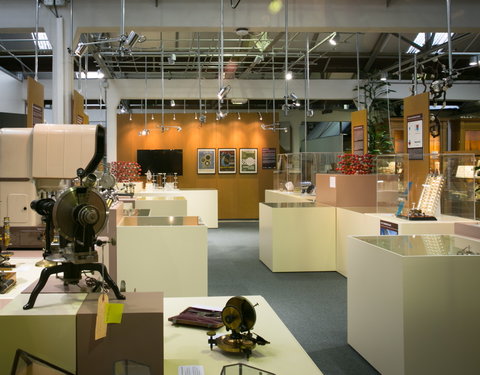 Tentoonstelling 'Kristallen Verhelderd' in het Museum voor de Geschiedenis van de Wetenschappen-51739