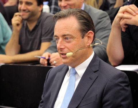 Openingscollege Politicologie 2016 met Bart De Wever