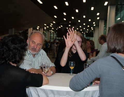 Happy UGent Hour (HUGH) 2012-13031