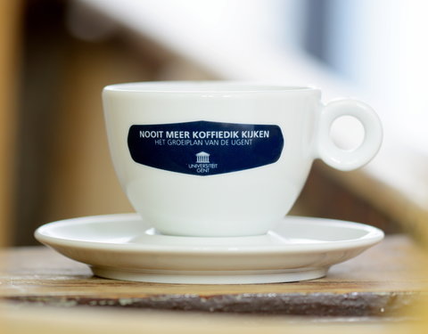 UGent informeert personeel over groeiplan met koffiekopjes-13250