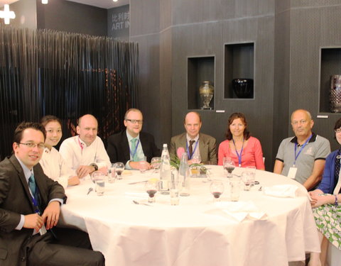 UGent met haar partners van het China Platform op de wereldtentoonstelling in Shanghai tijdens de Oost-Vlaamse week-16108