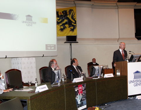 Symposium n.a.v. de 20ste verjaardag van de hepatobiliaire chirurgie UZ Gent (9-10 september 2010)-17405