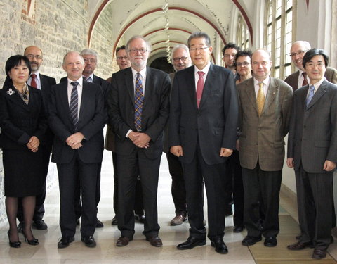 Overleg met delegatie van de  Universiteit van Incheon (UI, Zuid-Korea)-18035