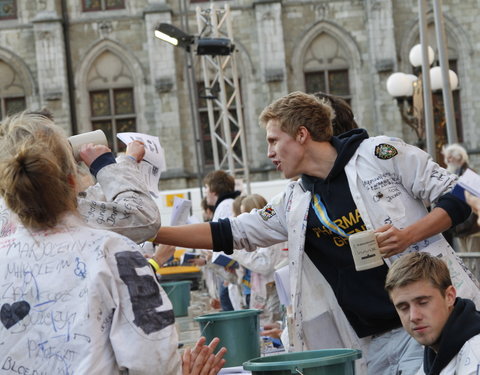 FK Beiaardcantus 2012 op het Sint-Baafsplein-20234