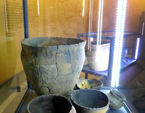 Opening tentoonstelling 'Voorbij de horizon - Samenlevingen in\nKanaal en Noordzee 3500 jaar geleden' in het Provinciaal Erfgoedc