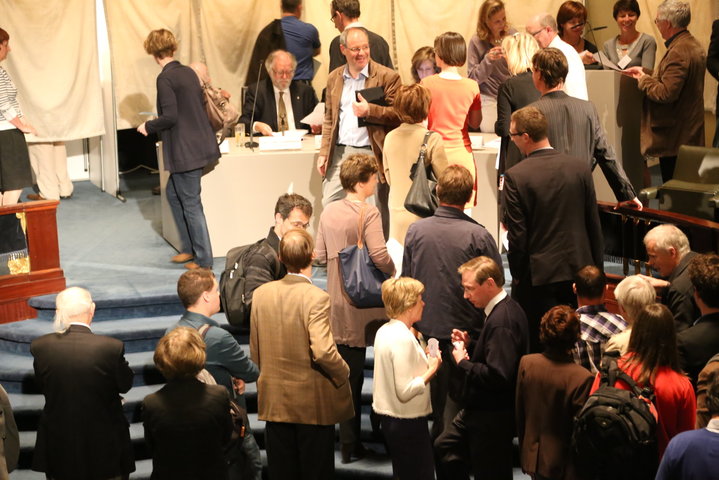 Verkiezingen rector en vicerector-27671