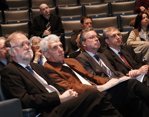 UGent en Unesco-Vlaanderen huldigen de ‘Unesco Chair on Eremology’ in-31869