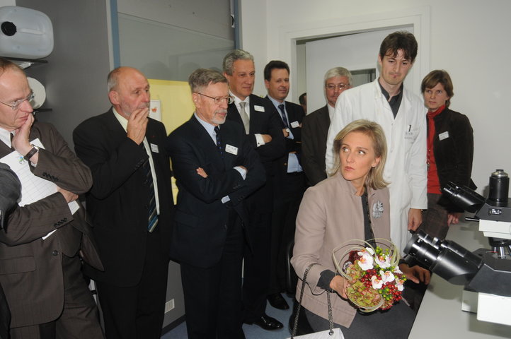 Bezoek Prinses Astrid aan onderzoeksgroep Moleculaire Celbiologie-32599
