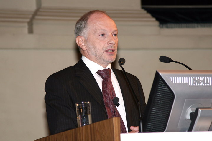 UGent opent officieel vijf Doctoral Schools-33505
