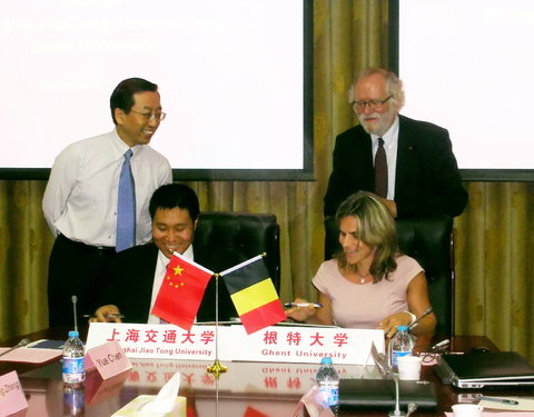 Ondertekening overeenkomst met de Shanghai Jiao Tong University-34828