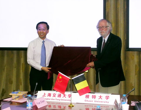 Ondertekening overeenkomst met de Shanghai Jiao Tong University-34832