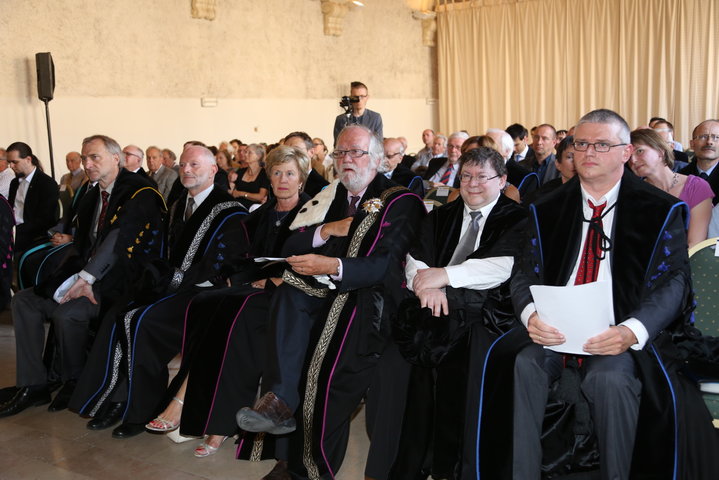 Uitreiking institutioneel eredoctoraat -34917