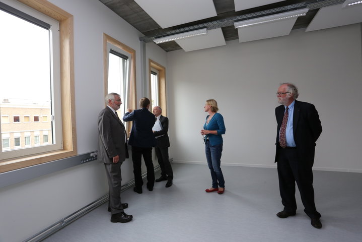 Opening nieuwbouw 2de\nfase van de faculteit Psychologie en Pedagogische\nWetenschappen-35296