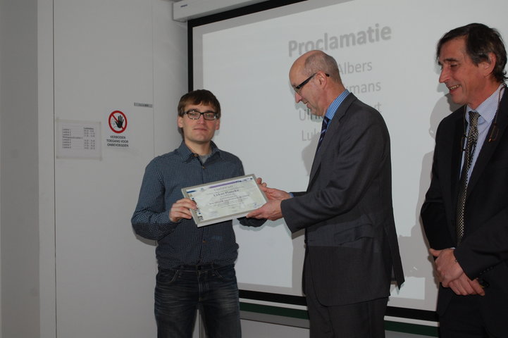 Uitreiking certificaten topstudenten 2013 bachelor Diergeneeskunde-39146