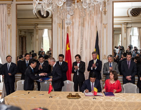 Ondertekening in Egmontpaleis van overeenkomst voor 'Joint Laboratory of Global Change and Food Security' tussen UGent en Chines