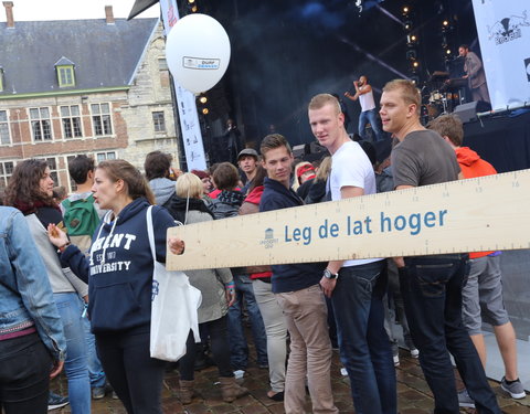 Student Kick-off 2014, actie 'Leg de lat hoger'-45110