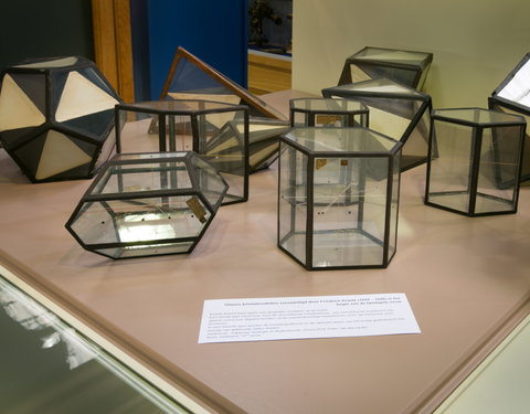 Tentoonstelling 'Kristallen Verhelderd' in het Museum voor de Geschiedenis van de Wetenschappen-51744