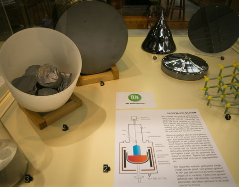 Tentoonstelling 'Kristallen Verhelderd' in het Museum voor de Geschiedenis van de Wetenschappen-51749
