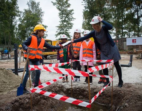 Eerstesteenlegging nieuwe schoolgebouw van de International School of Ghent (ISG) aan De Pintelaan-57262