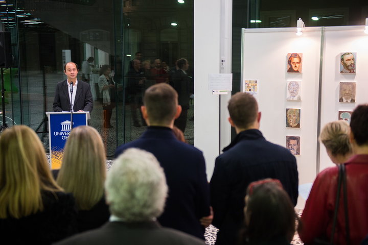 Opening tentoonstelling 'Belgische koorddansers’ met 52 schilderijen van Belgische premiers-59043