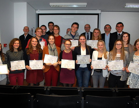 Uitreiking certificaten topstudenten 2015  faculteit Diergeneeskunde-59612