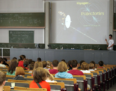 Kinderuniversiteit Gent over sterren en planeten, organisatie UGent en Volkssterrenwacht Armand Pien-6012