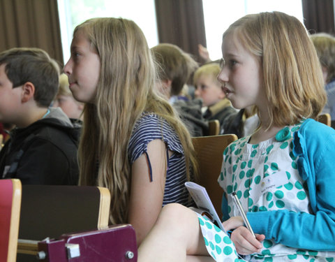 Kinderuniversiteit Gent over sterren en planeten, organisatie UGent en Volkssterrenwacht Armand Pien-6019