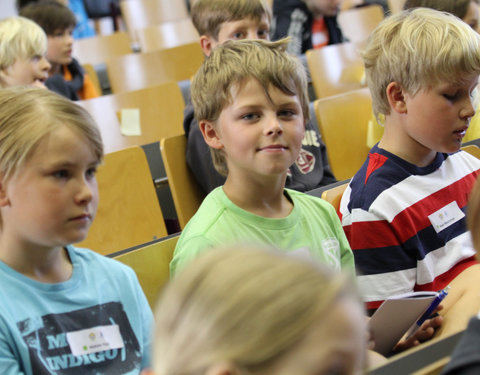 Kinderuniversiteit Gent over sterren en planeten, organisatie UGent en Volkssterrenwacht Armand Pien-6032