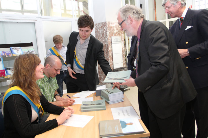 Academische zitting ter ere van prof. Marc Maes, plotseling overleden in 2010-6433
