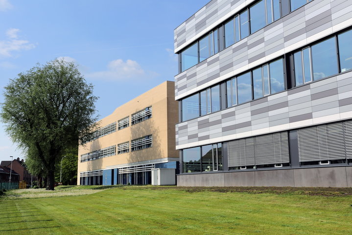 Opening Medical Research Building 2 (MRB2) op Campus UZ-64628