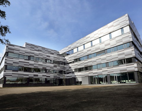 Opening Medical Research Building 2 (MRB2) op Campus UZ-64630