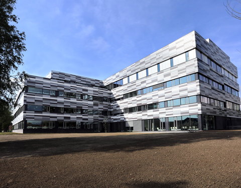 Opening Medical Research Building 2 (MRB2) op Campus UZ-64632
