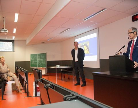 Gastcollege door minister-president Geert Bourgeois