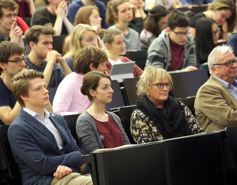 Gastcollege aan studenten Geneeskunde en Gezondheidswetenschappen door prof. Peter Piot