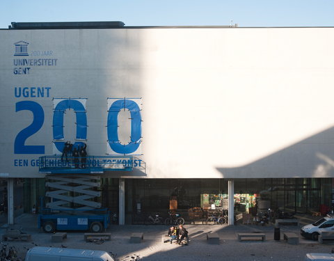 Bestickering 200 jaar UGent aan het Ufo