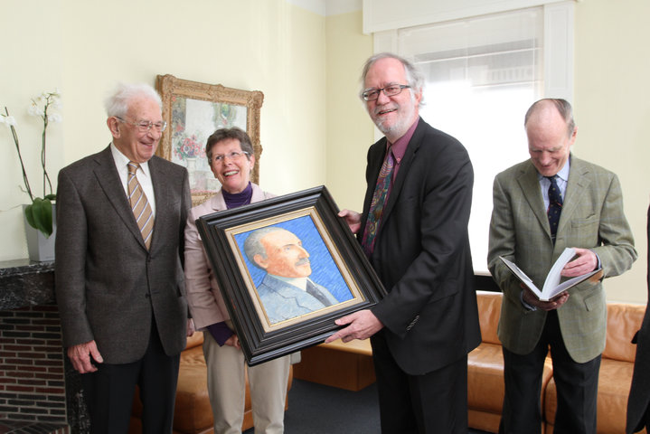 Schenking schilderij van Adriaan Vandewalle met portret van August Vermeylen (1929)-8697