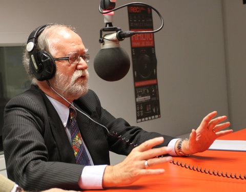 Persconferentie en dankreceptie van Urgent.fm en Rec Radiocentrum-9266