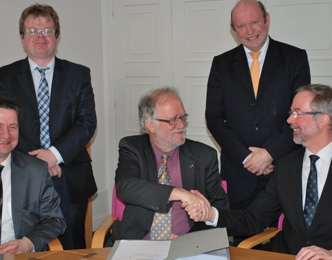 Ondertekening structurele samenwerking tussen het International Research Institute on Social Fraud Universiteit Gent (IRIS) en d