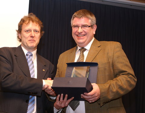 UGent wint VLB-trofee Sportiefste Bedrijf 2011